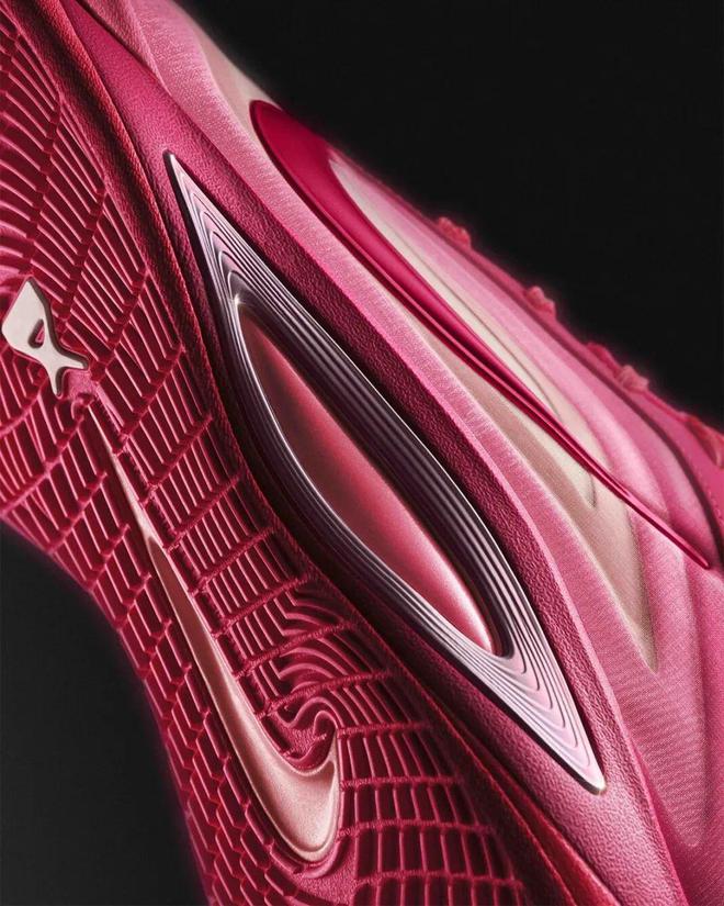 突然发布！搭载「全新缓震科技」！球友会网站Nike「巨星签名鞋」(图8)